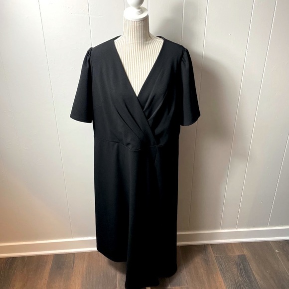 Christian Siriano Dresses & Skirts - Christian Siriano Dress